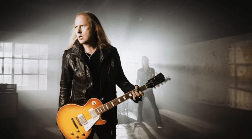JERRY CANTRELL RELEASES “I WANT BLOOD” VIDEO FEATURING A LIVE PERFORMANCE WITH CANTRELL, GUNS N’ ROSES’ DUFF MCKAGAN, AND FAITH NO MORE’S MIKE BORDIN
